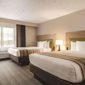One-Bedroom Suite Two Queen Beds Non-Smoking